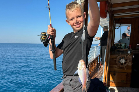 Antalya/Belek: Fishing Trip w/Option Private Tour & Transfer Meeting at Boat ( No Transfer )