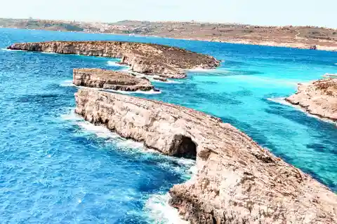 Da Sliema: Escursione a Comino e alla Laguna Blu - Giro in barca incluso