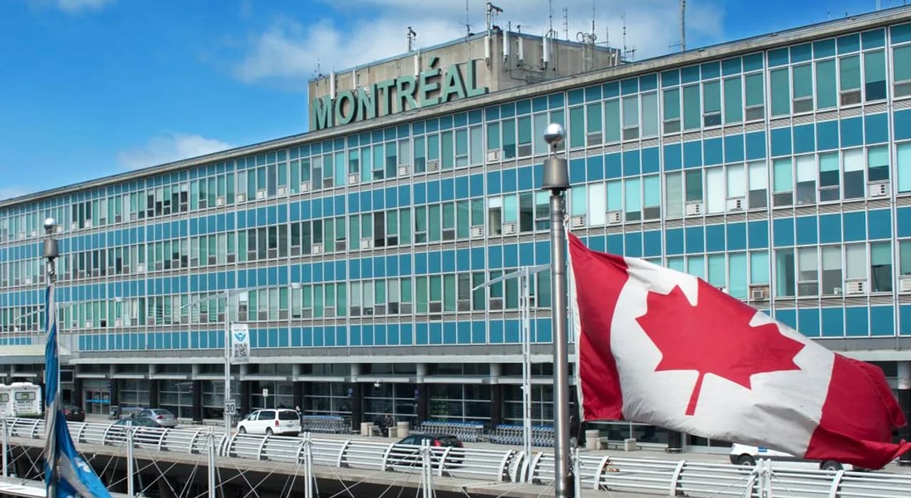Privater Transfer nach Mont-Tremblant vom Flughafen Montreal YUL