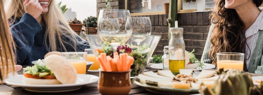 Visite amusante et exclusive de dégustation de vodka dans les bars de la vieille ville de Sopot