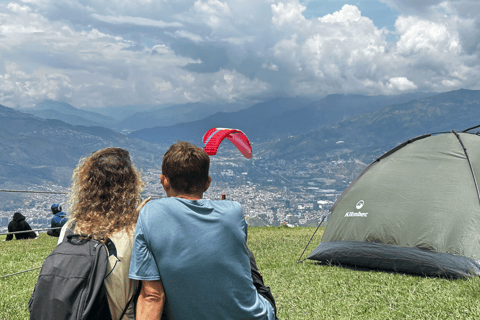 Medellin: Paragliding RUBEN FLYMedellin: Paragliding Tour