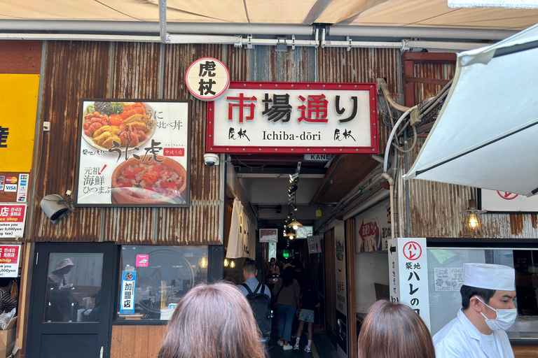 Aventure au marché extérieur de Tsukiji avec des délices gustatifs