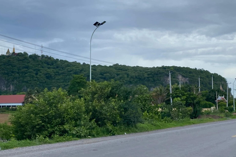 Battambang: Full-Day Tour with Hotel Pickup