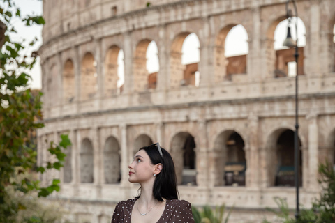 Rome: Private Editorial Shoot at Trevi Fountain or Colosseum Early Morning Trevi Fountain: 30-Minute Private Shoot