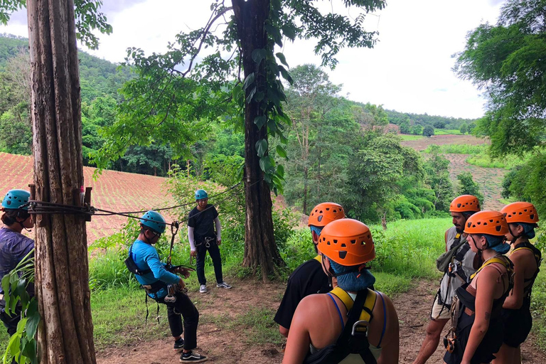 Pai: Aventura de tirolina en la selva con 16 plataformasRecorrido compartido con traslados al hotel