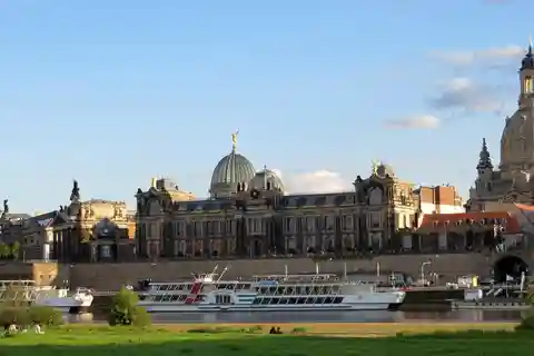From Prague: Private Dresden Tour and Optional Bastei Bridge