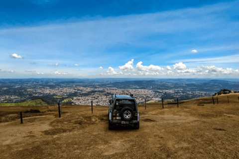 AVENTURA DE UM DIA INTEIRO COM 4X4 OFF ROAD SAINDO DE SÃO PAULO