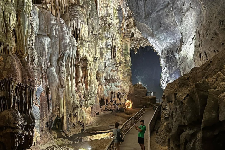 Phong Nha Cave & Paradise Cave: Guided Tour Boat & Explore Group Tour with Drop-Off in Hue