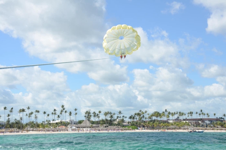 Ophalen van parasailingavontuur bij hotel of Airbnb inbegrepen