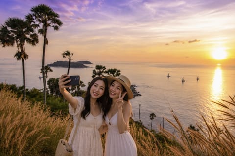 Phuket: Promthep Sunset, Big Buddha & Wat Chalong (Private)