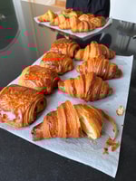 Parigi, lezione di cottura Croissant con uno chef - Housity