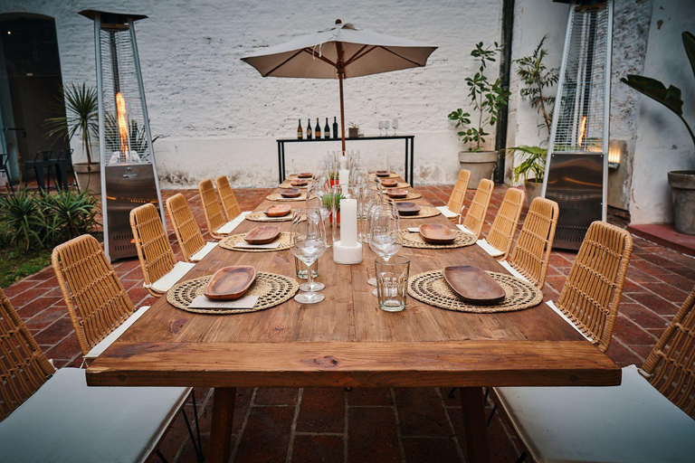 夜间巴士观光：布宜诺斯艾利斯的神话和传说