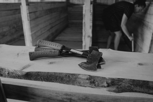 Visit Valenciennes Axe Throwing in Valenciennes, France