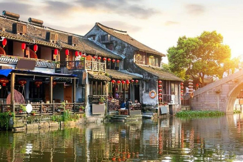 Shanghai: Wuzhen & Xitang Water Towns Private Day Trip