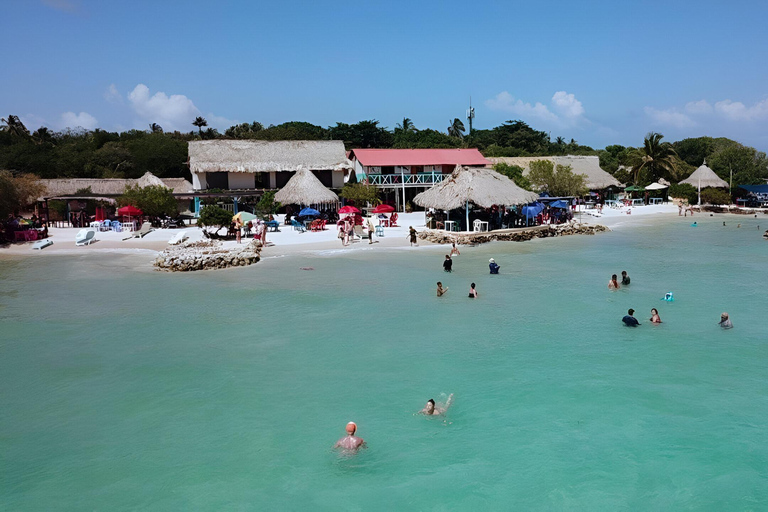 Cartagena: DayTour Mucura, tintipan and Islote by speadboat Cartagena: DayTour - Mucura and Islote by bus + speadboat