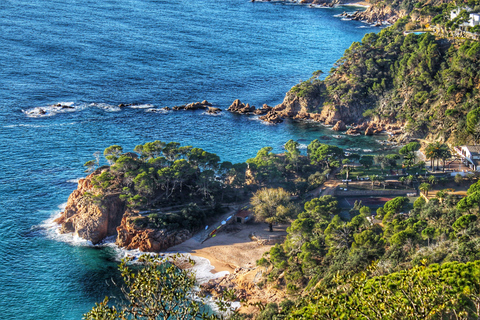 Costa Brava : A la découverte des plages, de la randonnée et de la baignadeCosta Brava : Excursion à la plage avec randonnée et baignade