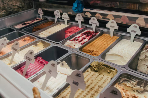 Bogotá: Chapinero Alto Walk with Coffee &amp; Local Market