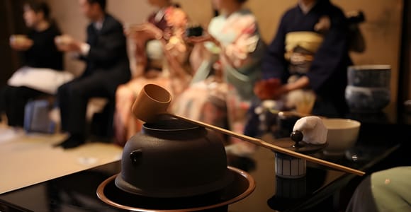 Kyoto Tea Ceremony with Kimono near Imamiya Jinjya Shrine