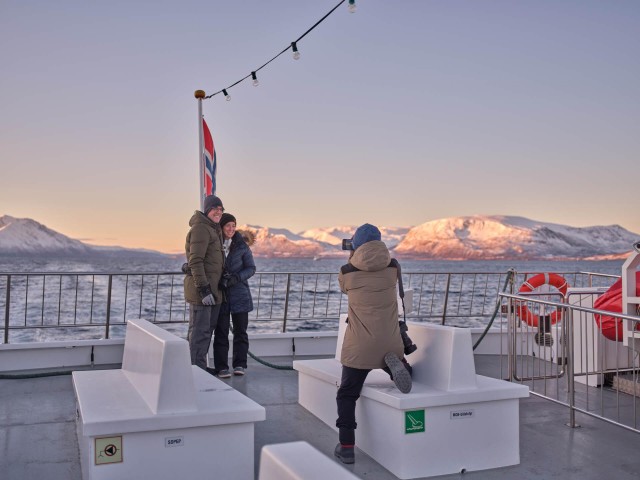 Visit Tromsø Arctic Fjord Cruise in Polar Landscapes in Ersfjordbotn