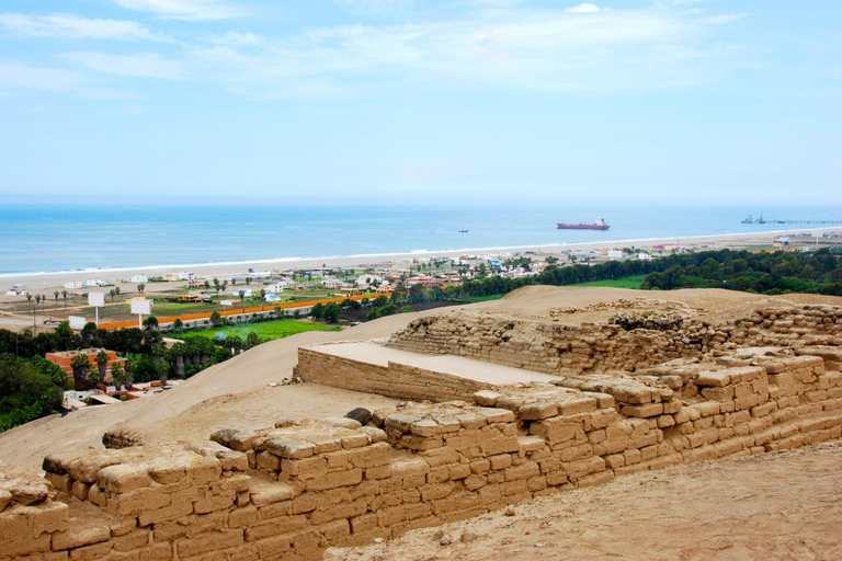 Lima : Visit to the Pachacamac Citadel