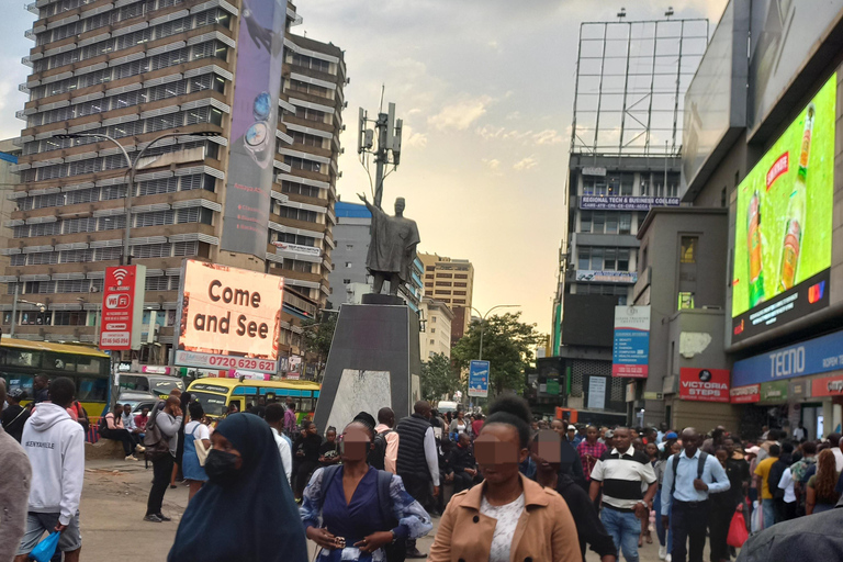 Nairobi City Walk: Explore Culture, History & Traditions