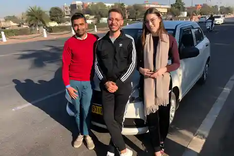 Scopri un tour di un giorno a Jaipur in auto