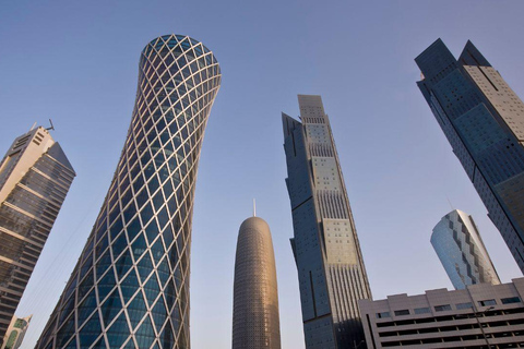 Doha: Private Luxury Tour on Sporty SUV with Museums Stops