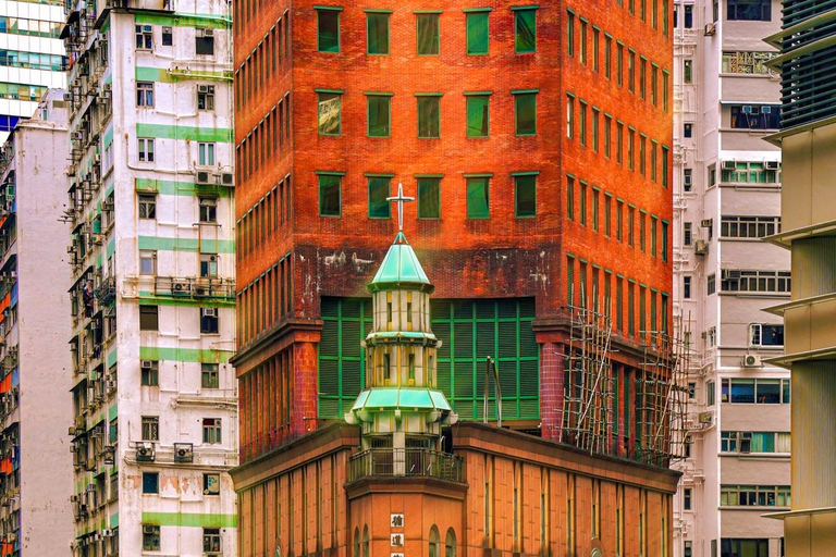 Shenzhen to Hong Kong: Skyline & Heritage Escape (Private) Guide for Spanish/Russian/German/Italian/French