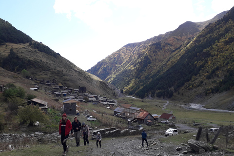 Tbilisi: 3-Day Tusheti 4x4 Jeep Tour with Guesthouse Stay