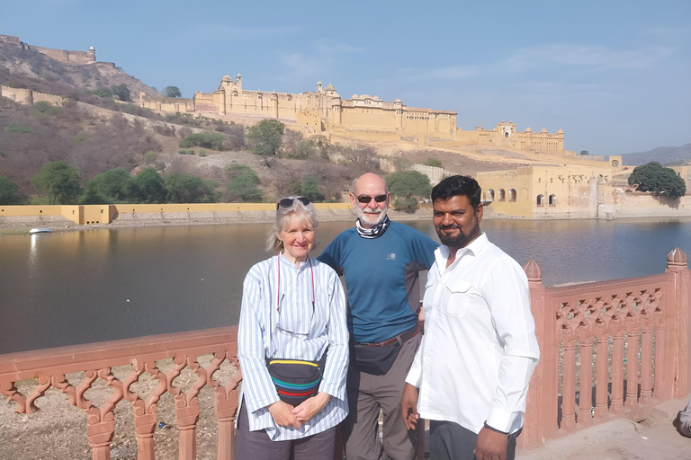 Private Full-Day Jaipur Guided Tour with Monkey TempleCity Tour without Guide