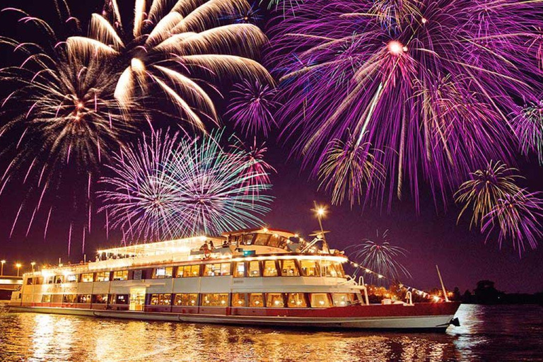 Silvester-Dinner-Kreuzfahrt in WienWien Silvester Dinner Cruise MS Dürnstein