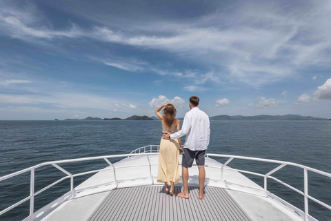 Phuket: Excursión a las Islas Similan en Catamarán Premium Speed