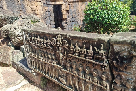 Depuis Phnom Penh : Excursion à Kampong Cham avec Nokor Bachey ...