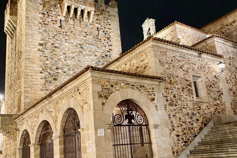 Cáceres: A Night Tour of Mysteries and Enigmas Evening tour of the mysteries and enigmas of Cáceres