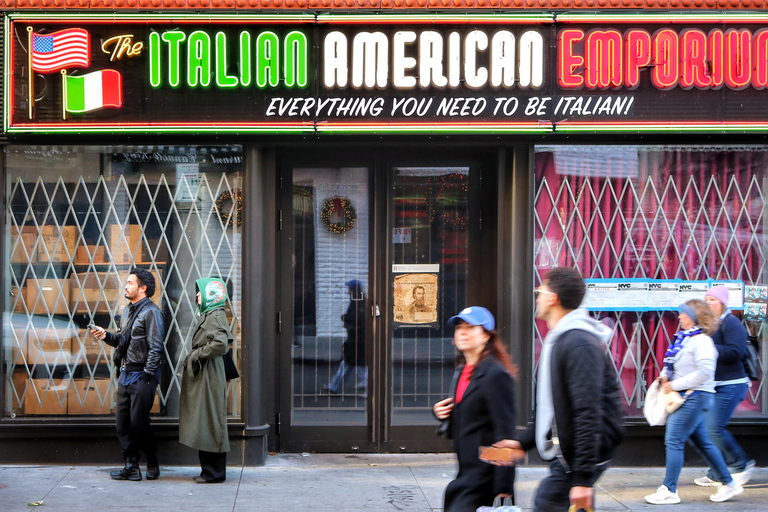 NYC: Soho, Chinatown, and Little Italy Private Walking Tour