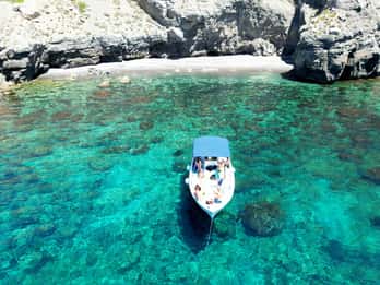 Tour en barco a Favignana y Levanzo con degustación y parada para nadar
