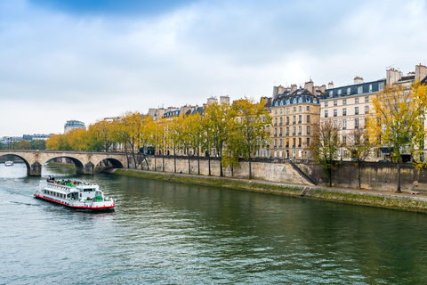 Paris: Bateaux Mouches® Day or Evening Cruise & Audio Guide