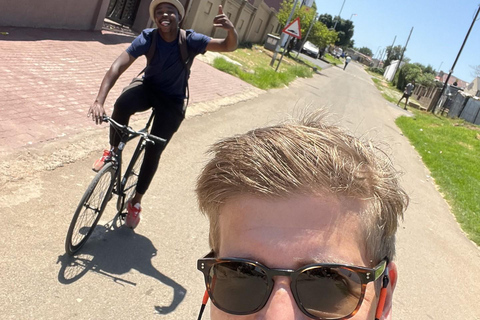 Soweto : Excursion à vélo avec déjeuner