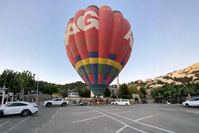 Cappadocia: Ihlara Canyon Sunrise Hot Air Balloon Flight