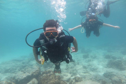 Phuket: Isola di Racha e Isole dei Coralli + Immersione in Spiaggia