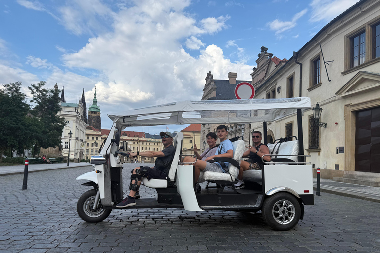 Prague: Electric Tuk-Tuk City Tour with Guide Prague River Side 1,5 hour Tour