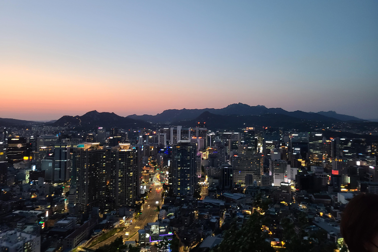 Séoul : visite guidée nocturne du mont Namsan