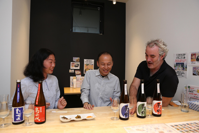 Degustazione di sake nel centro di Kyoto