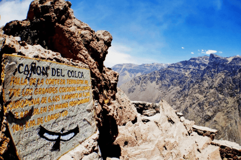 Desde Arequipa: Explora el Cañón del Colca 2D/1NDesde Arequipa: Explora el Cañón del Colca en un 2D/1N