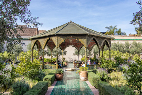 Marrakesh: Bahia Palace, Ben Youssef Medersa & Secret Garden Private Tour in French - Meeting at Your Riad in the Medina