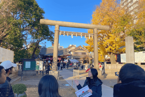 Tokyo: Asakusa Temple & Shrine Walking Tour with Local Guide Tokyo: Asakusa Guided Walking Tour Visiting Sensoji Temple