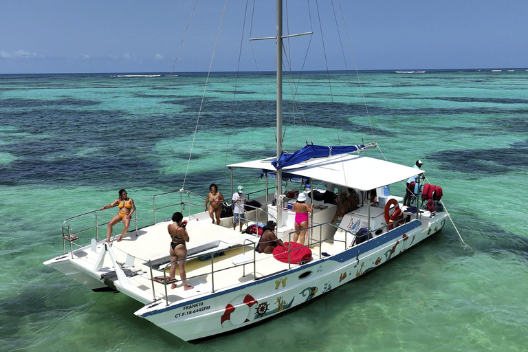 Lujo en el agua: Exclusivas excursiones en catamarán en Punta Cana