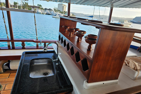 Montego Bay Pirate Ship Cruise Port Royal & Lime Cay