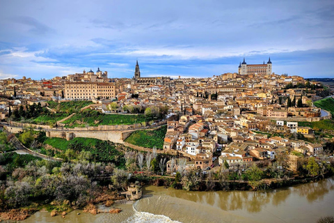 Small Group Walking Sightseeing Tour of Toledo & Cathedral Entry (Max 10) Small Group Sightseeing Tour of Toledo & Cathedral Entry (Max 10)