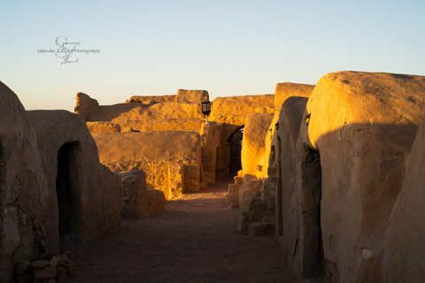 Deux jours et une nuit dans un campement, Ksar Ghilane de Djerba